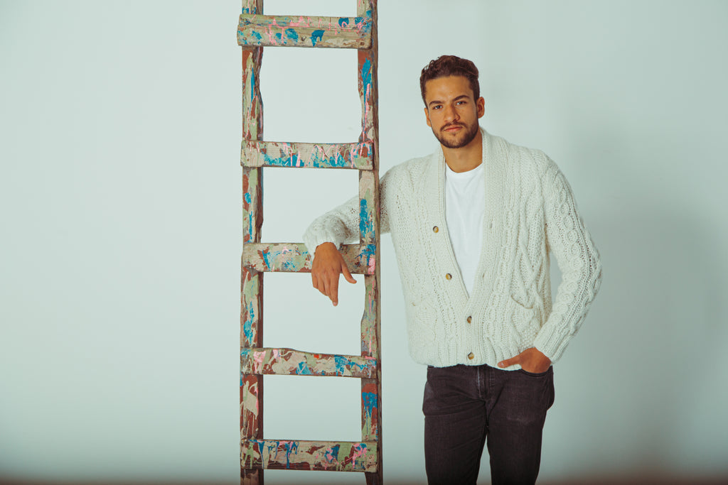 MATEO V-NECK BRAIDED KNIT SWEATER