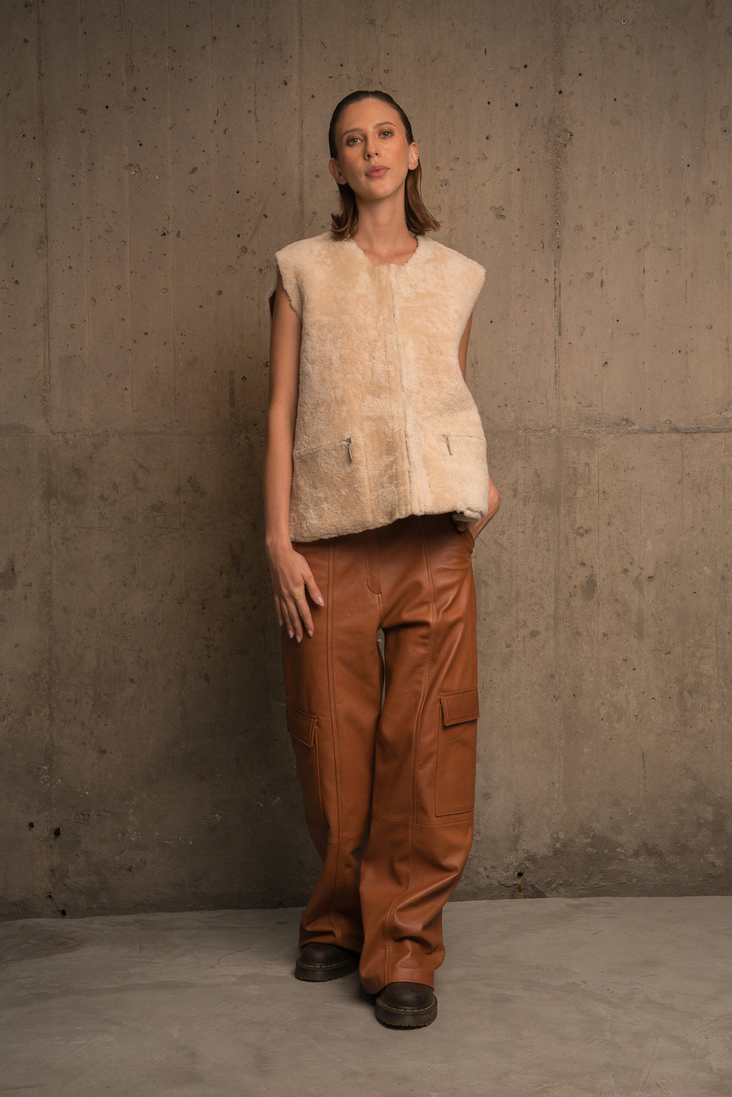 CHALECO REVERSIBLE DE PIEL DE OVEJA MAYA