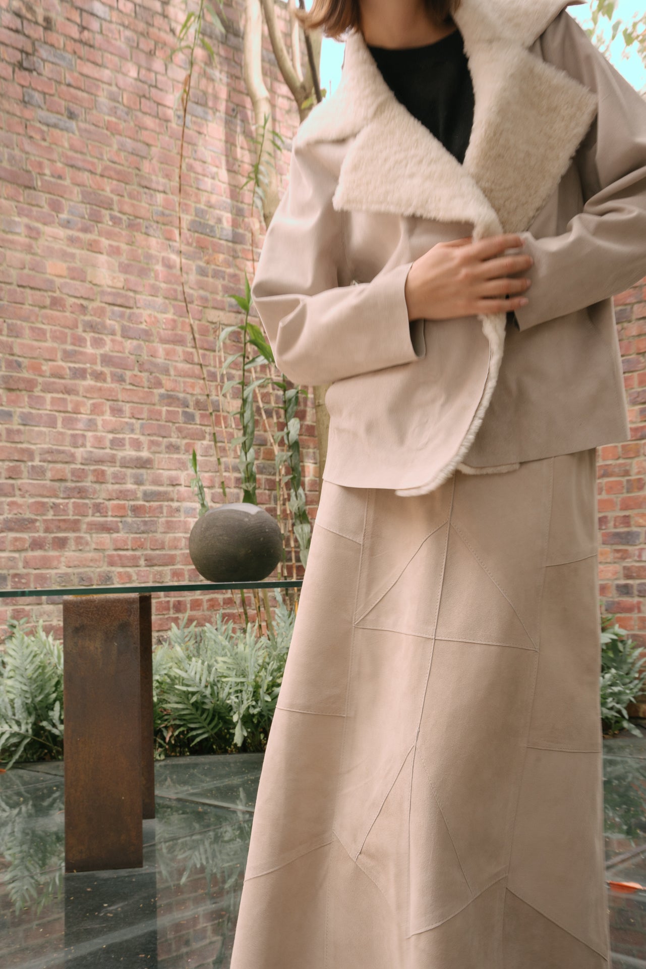 CHAQUETA DE SOLAPA DE PIEL DE OVEJA CON BOLSILLOS MARTHA